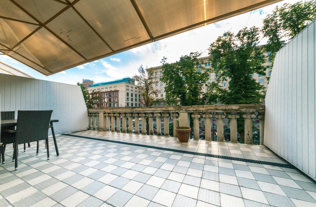 Kreschatik 21 With Terrace 2Br Kyiv Exterior foto