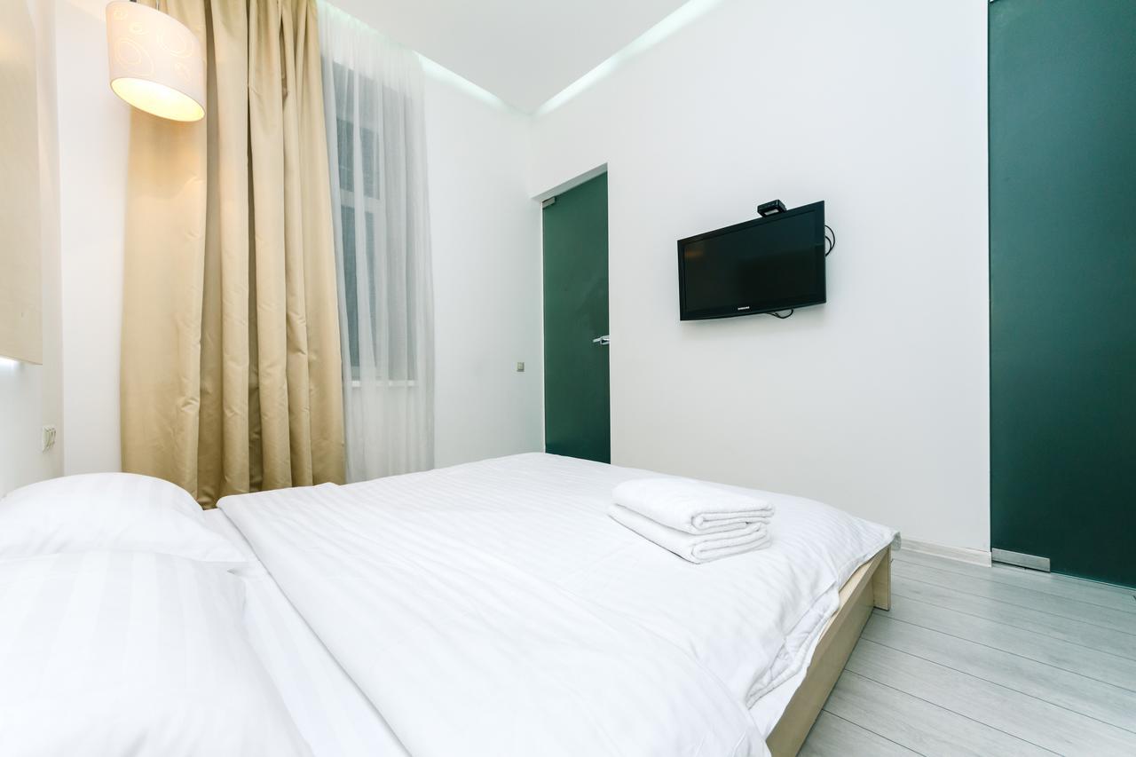 Kreschatik 21 With Terrace 2Br Kyiv Exterior foto